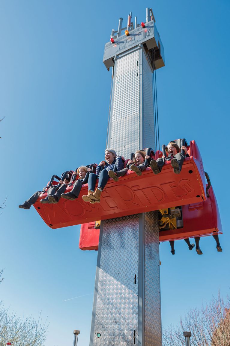 Rides & Attractions